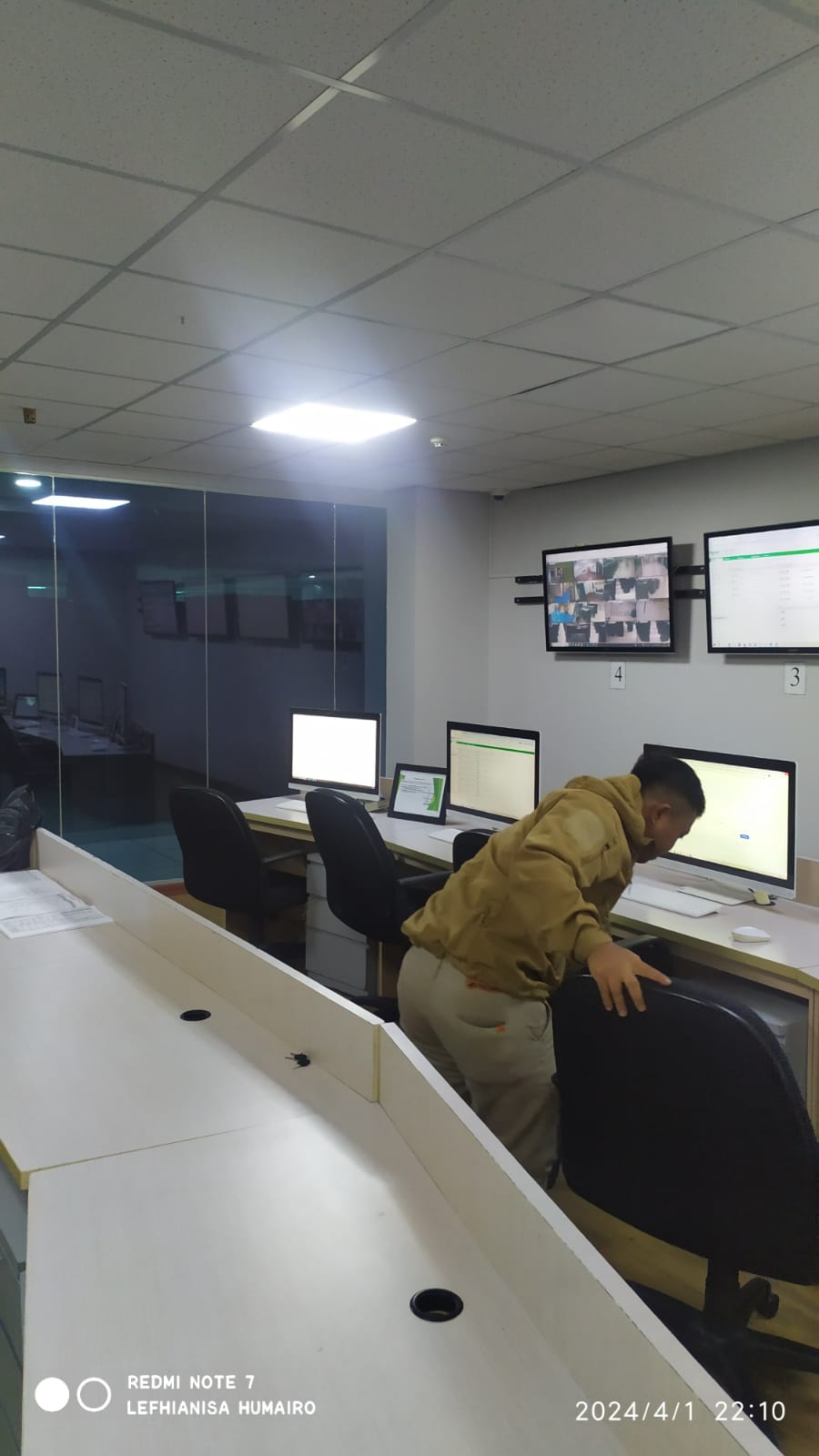 Manage Service 3